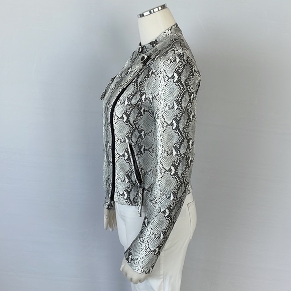 NWOT Bagatelle Gray Snake Moto Jacket Size Small - Picture 10 of 11
